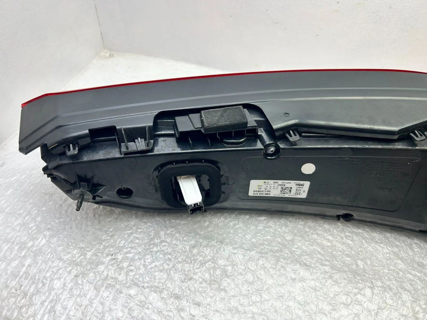 Original Audi Q7 4M LED Rückleuchte Rücklicht rechts 4M0945076