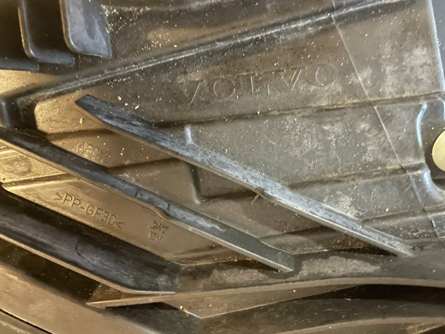 Original Volvo XC60 II LED Scheinwerfer links 3240470916