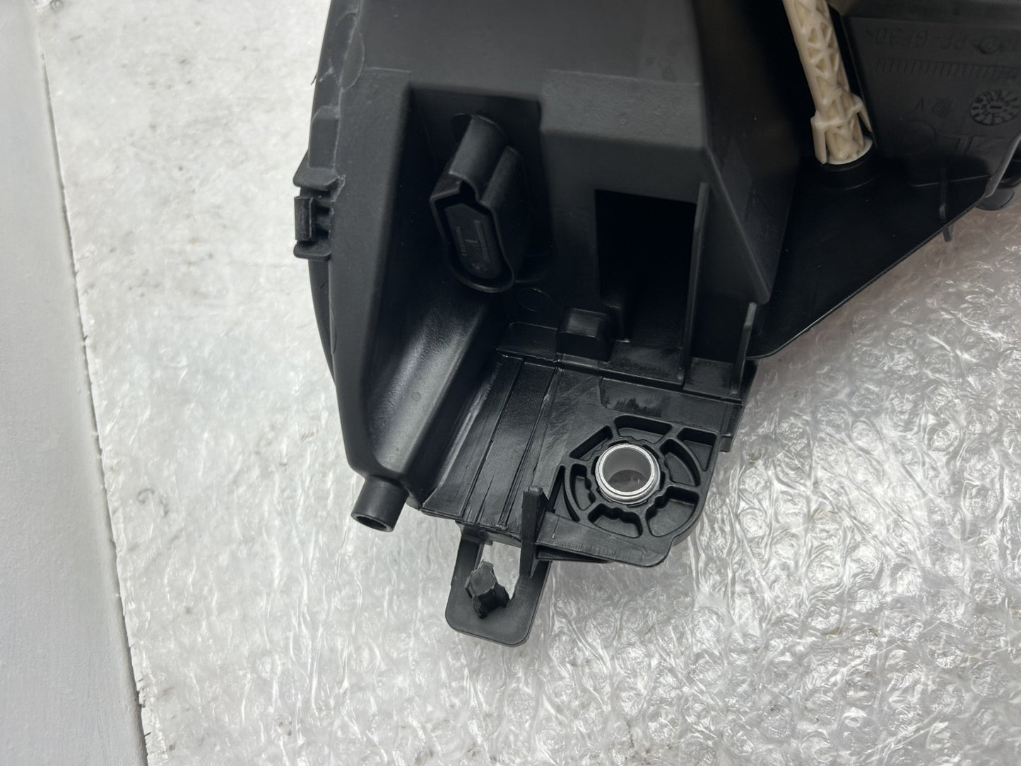 Original BMW 5er G60 G61 LED Scheinwerfer rechts 5A798D214