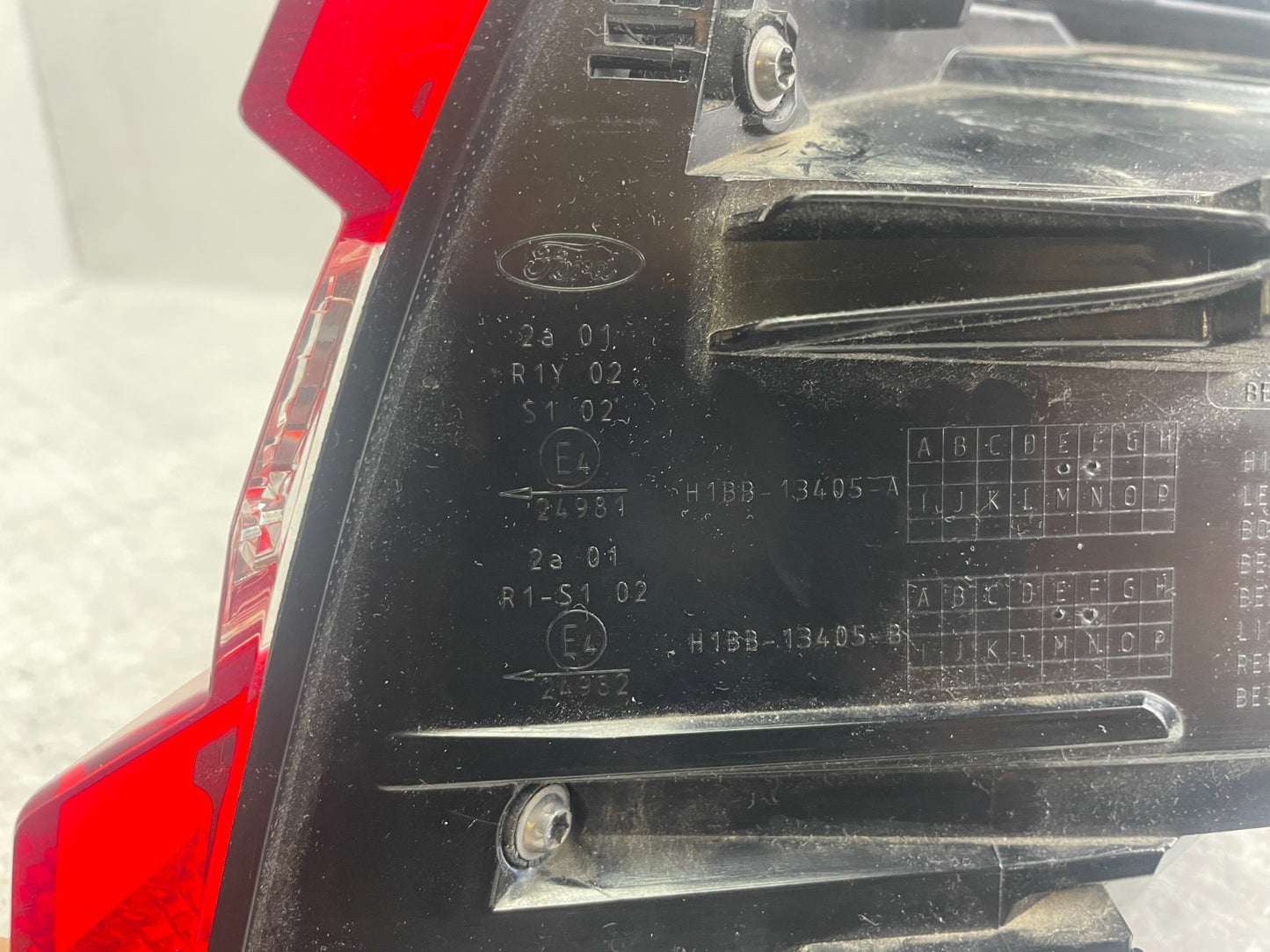 Original Ford Fiesta MK8 Rückleuchte Heckleuchte links H1BB-13405-A7