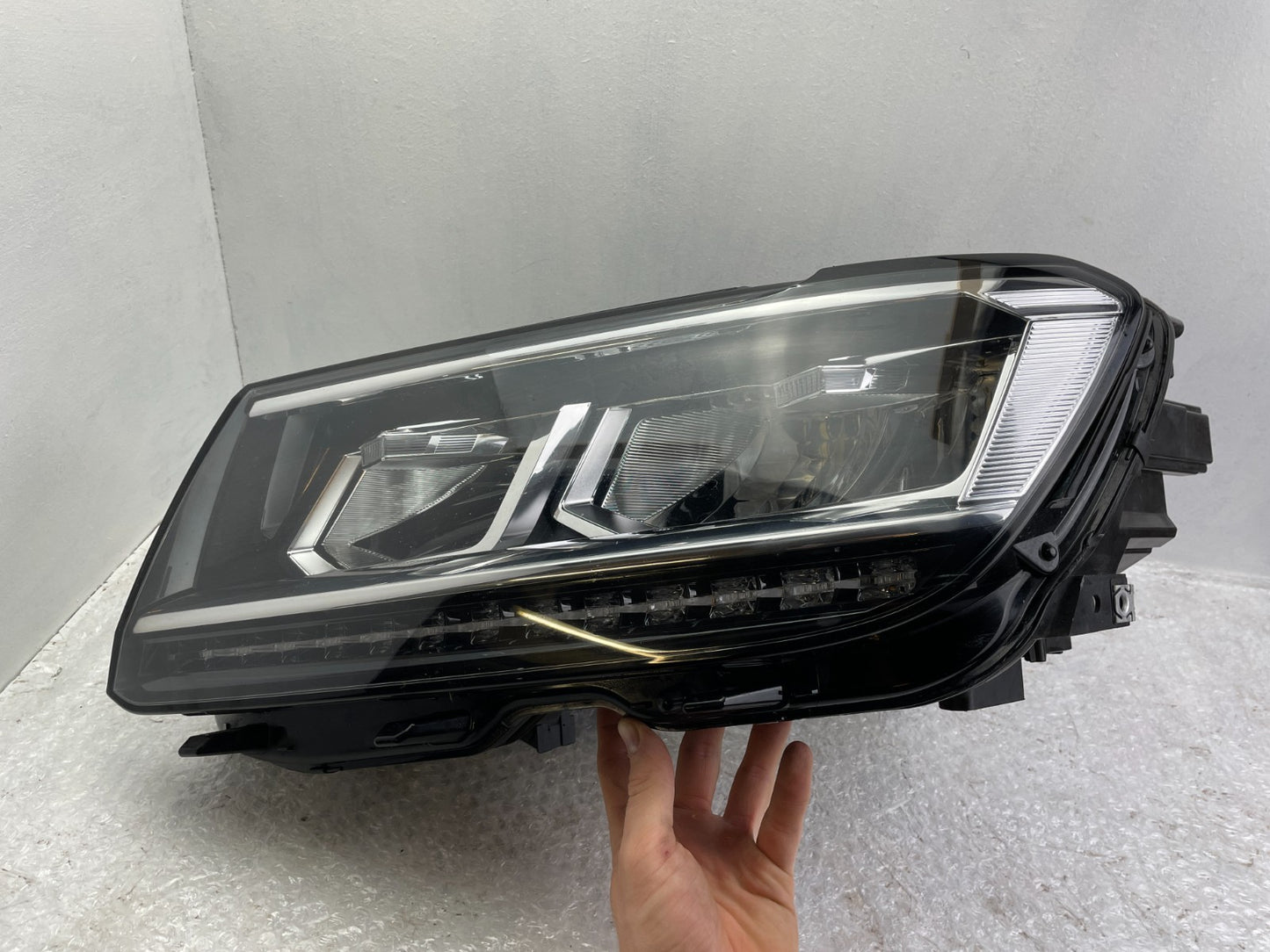 Original VW Tiguan LED Scheinwerfer links 5NB941035B14