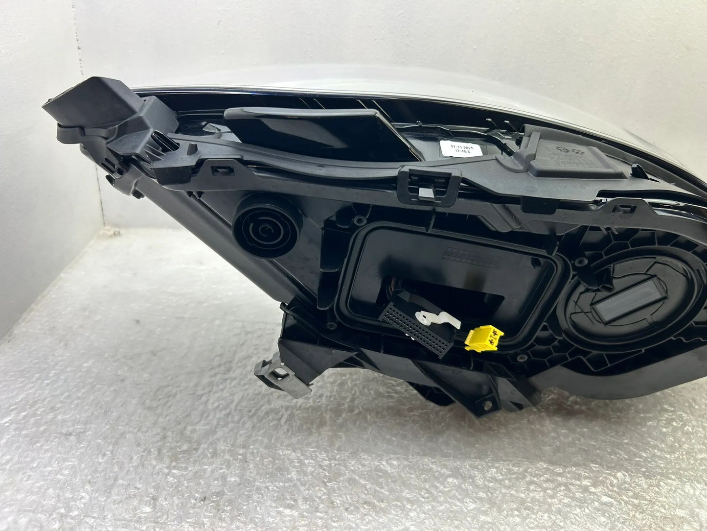 NEU Original Mercedes CLA W174 LED Scheinwerfer links A1749062502