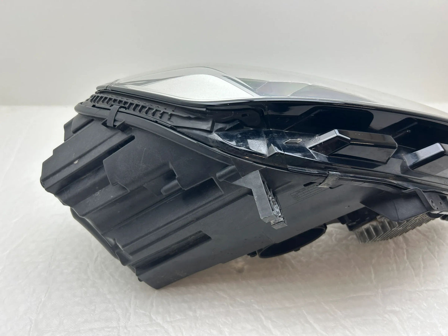 Original Audi A4 B9 8W LED Scheinwerfer rechts 8W0941034D