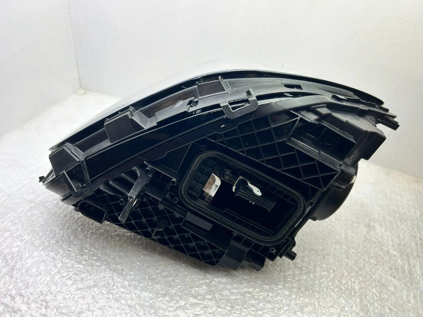 Mercedes B-Klasse W247 LED Scheinwerfer links A2479060904