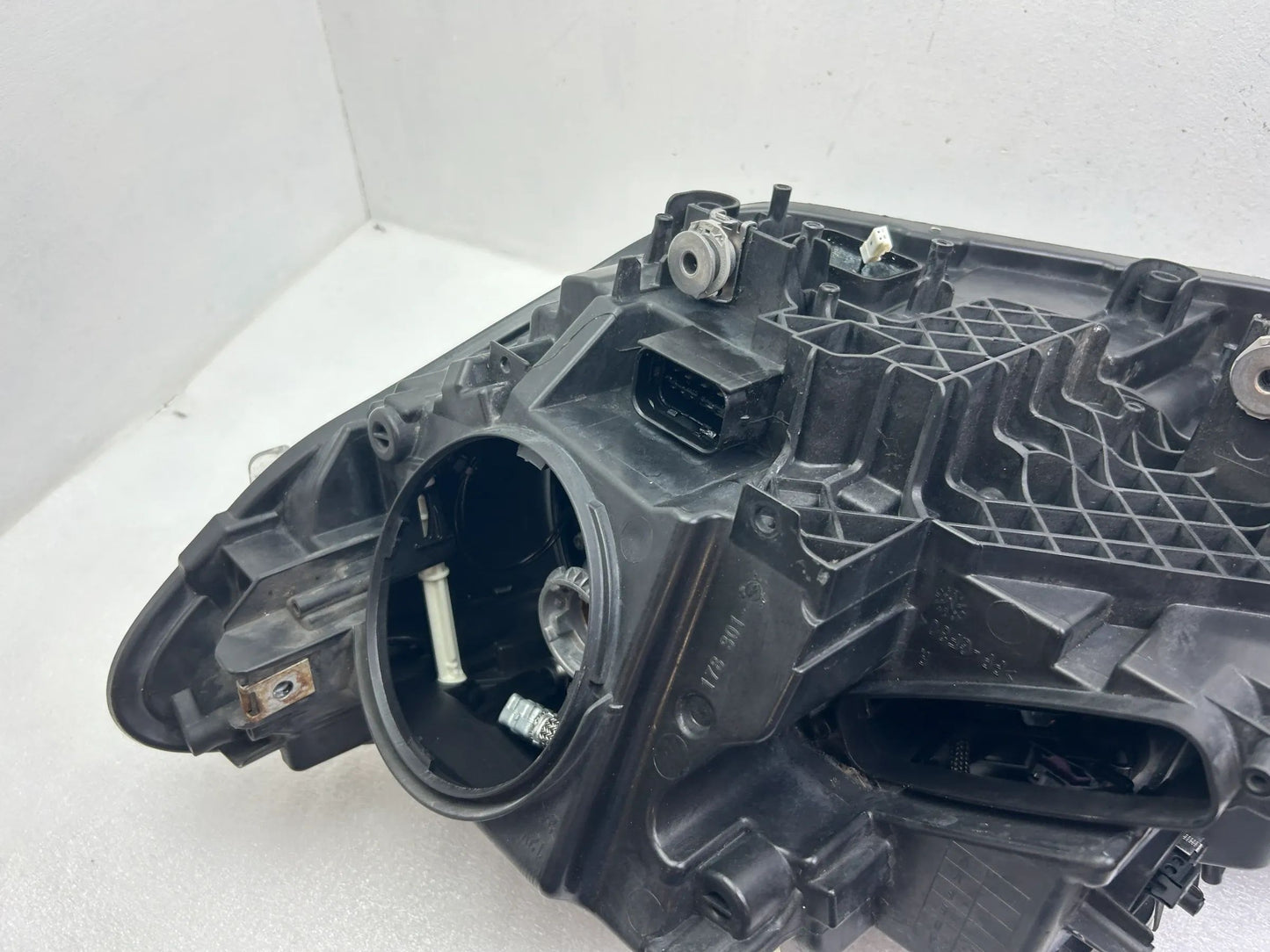 Original BMW 1er F20 F21 Xenon Scheinwerfer rechts 7229678