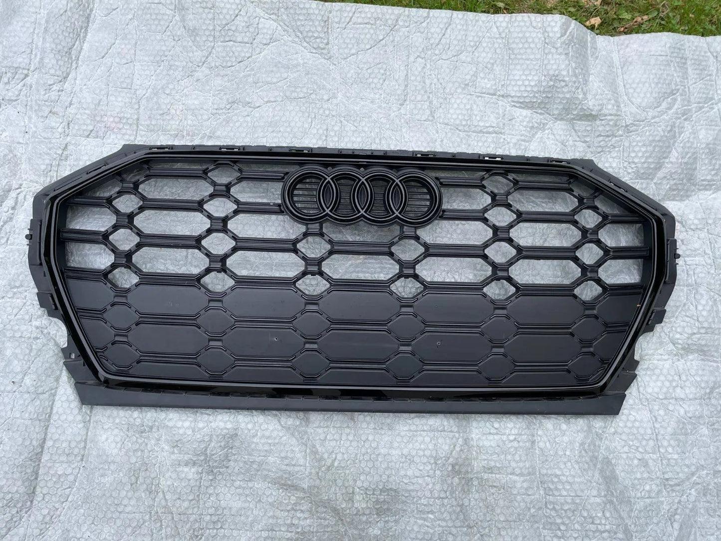 Original Audi Q5 SQ5 Kühlergrill Grill Frontgrill 80A853651AH