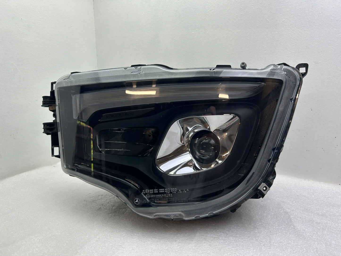 Original Mercedes Actros LED Scheinwerfer links A9618203459