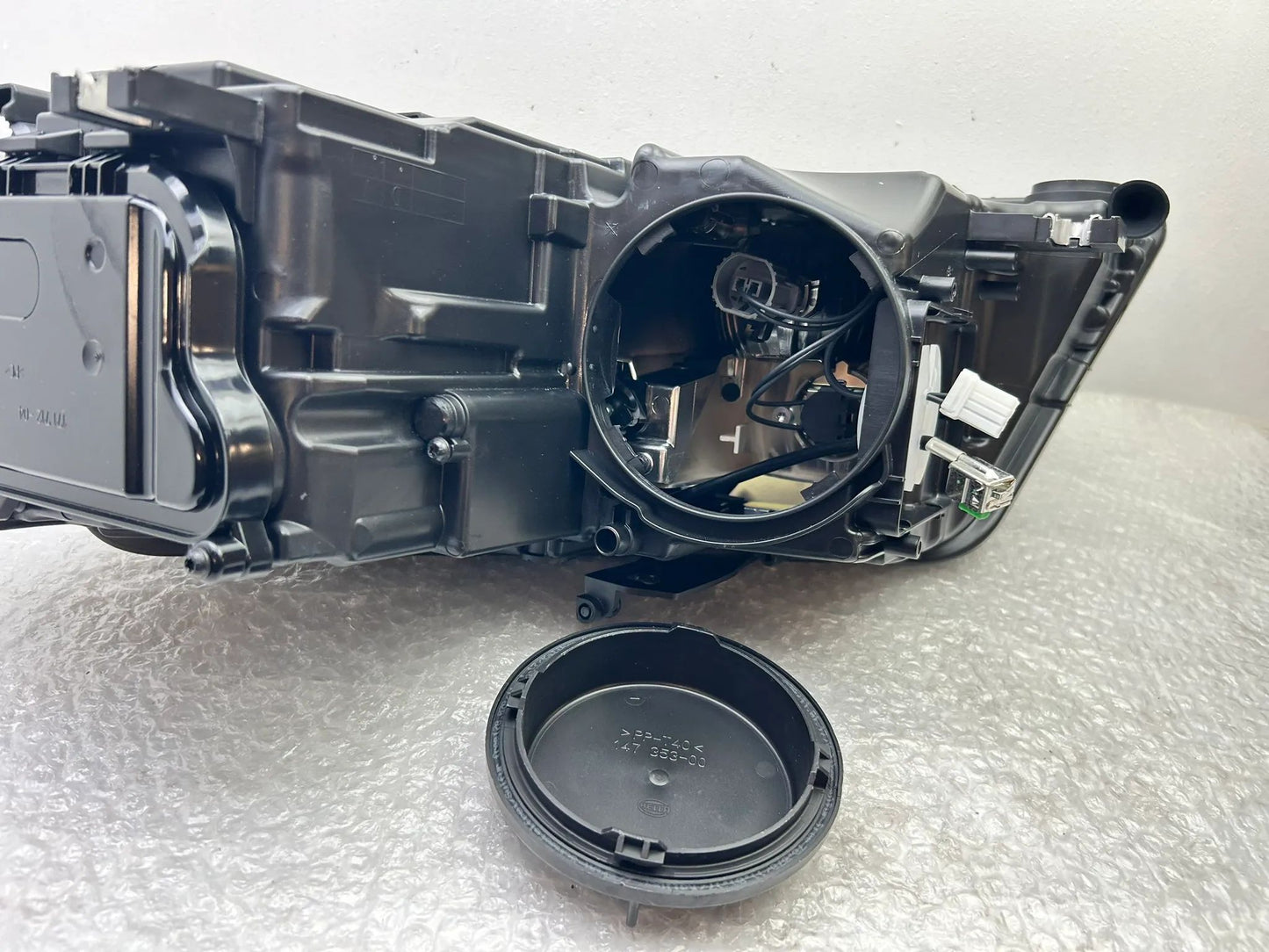 NEU Original Audi A8 4H Xenon Scheinwerfer rechts 4H0941030M