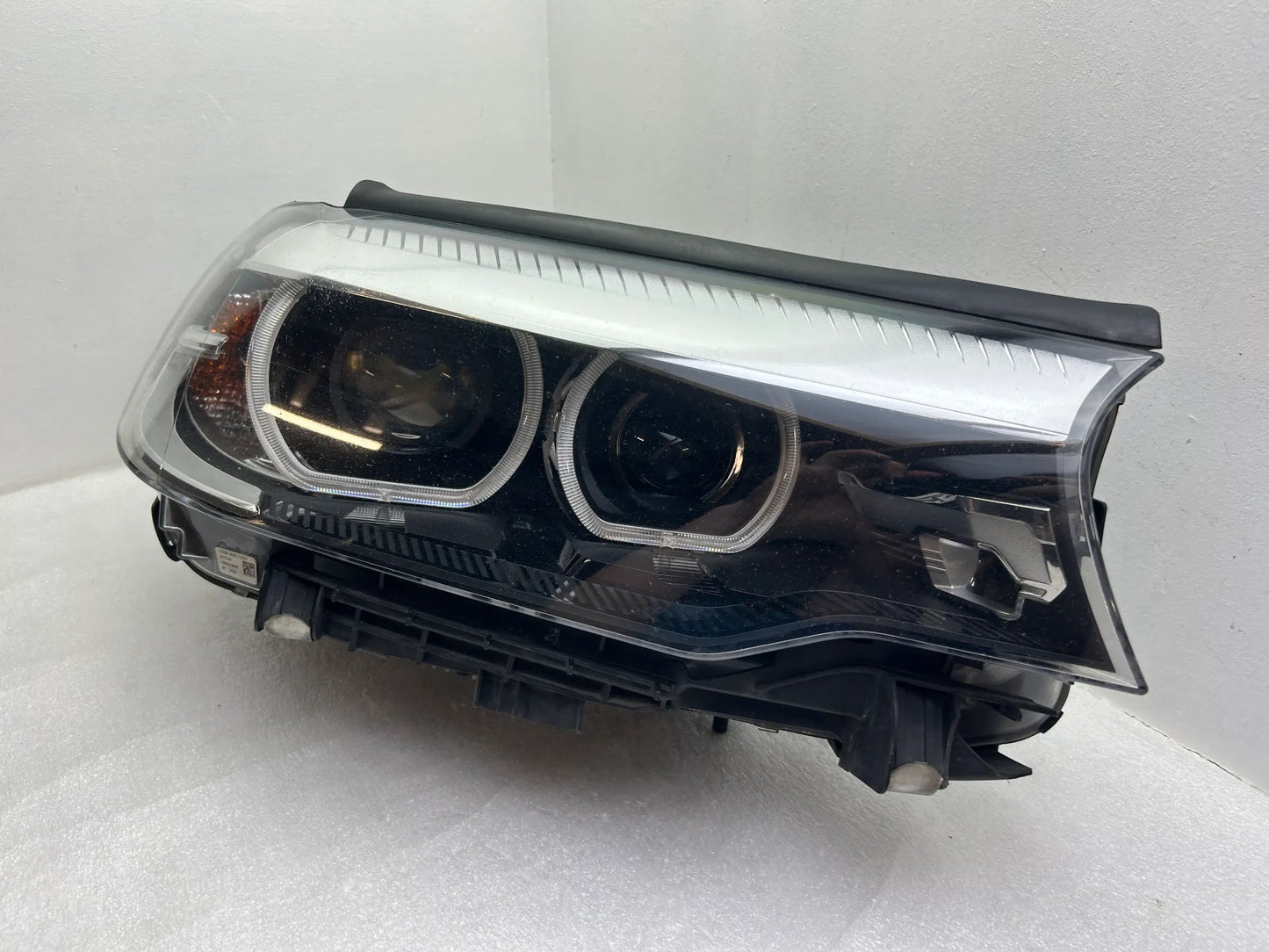 BMW 5er G30 G31 LED Scheinwerfer rechts Steuergeräte 7439204