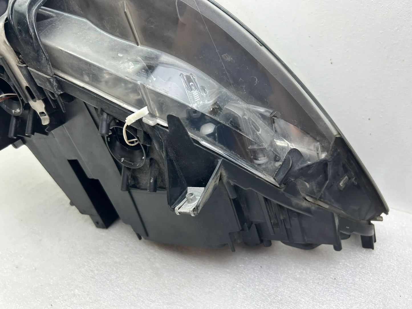 BMW 5er F10 F11 Xenon Scheinwerfer links 7271911 7203245