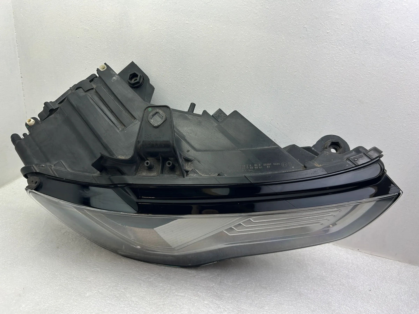 Original Audi A3 8V Matrix Voll LED Scheinwerfer rechts 8V0941034