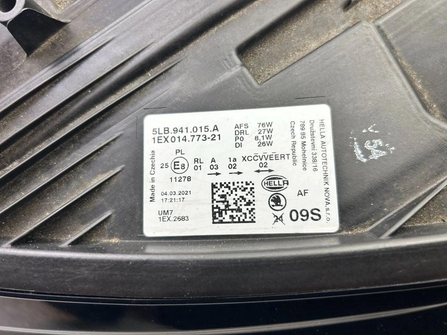 Original Skoda Enyaq 5LB LED Scheinwerfer links 5LB941015A