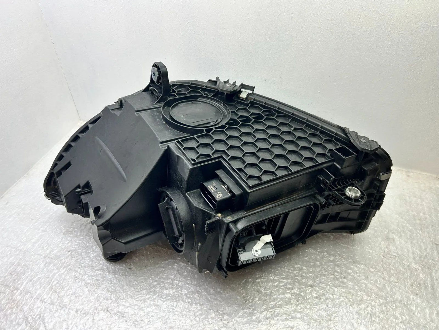 Original Mercedes W206 LED Scheinwerfer rechts A2069060803