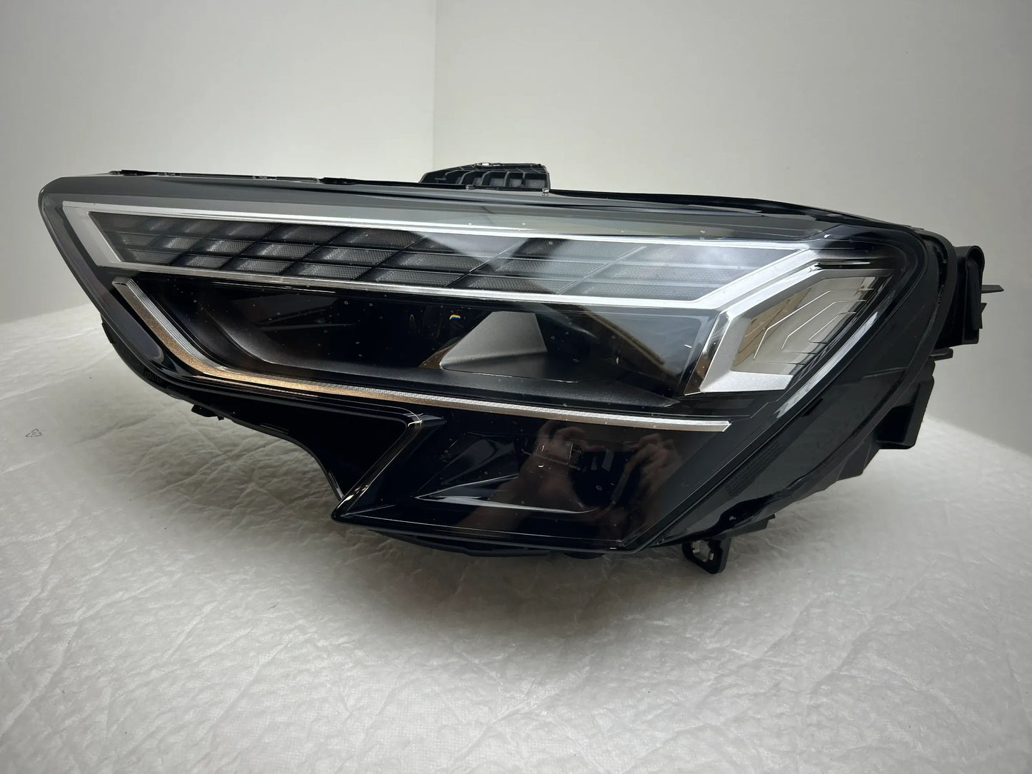 Original Audi A3 8Y LED Scheinwerfer links 8Y0941033D