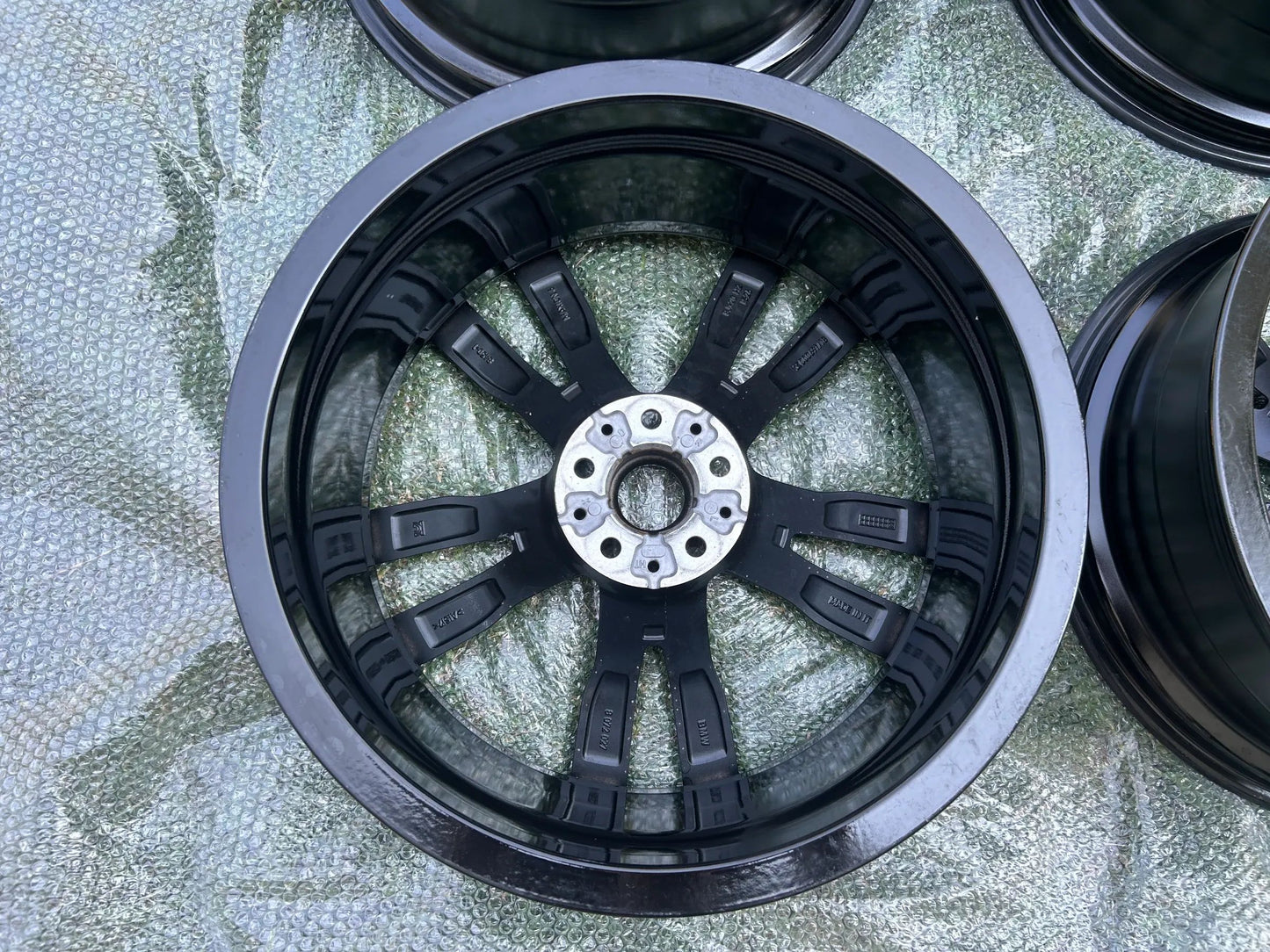 BMW 8er G14 G15 G16 Alufelgen Satz 20 Zoll 5x112 8072028 8072027