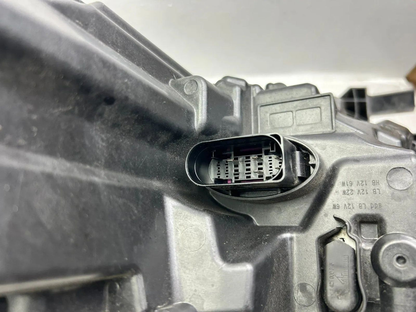 Original Skoda Octavia IV 4 LED Scheinwerfer rechts 5E4941016A
