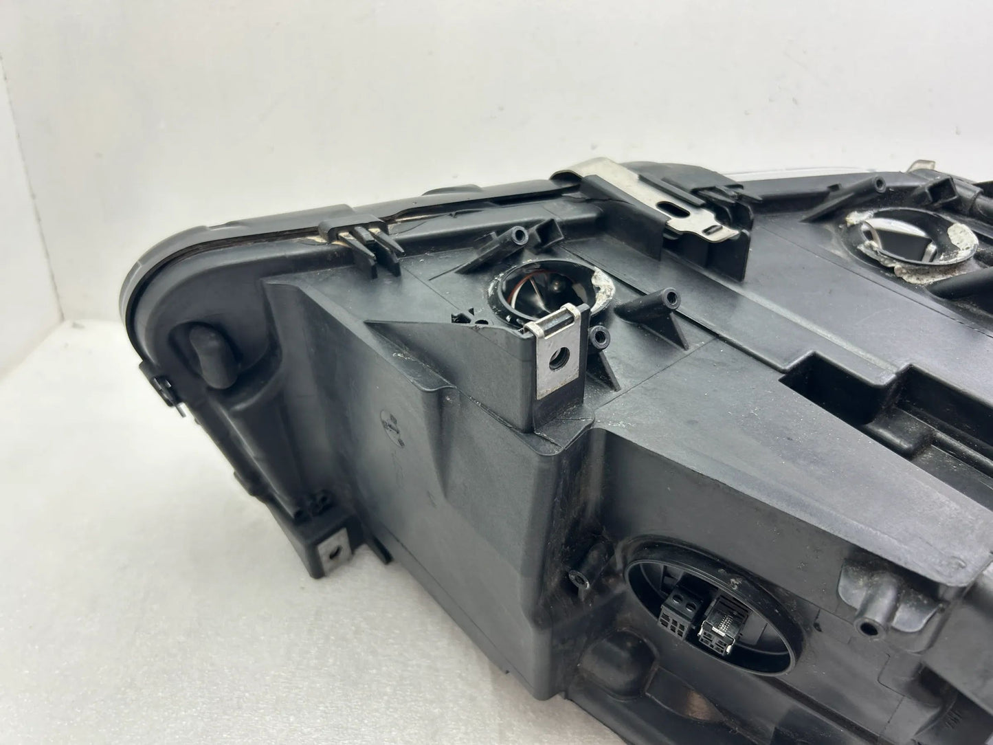 BMW 5er F10 F11 Xenon Scheinwerfer links 7271911 7203245