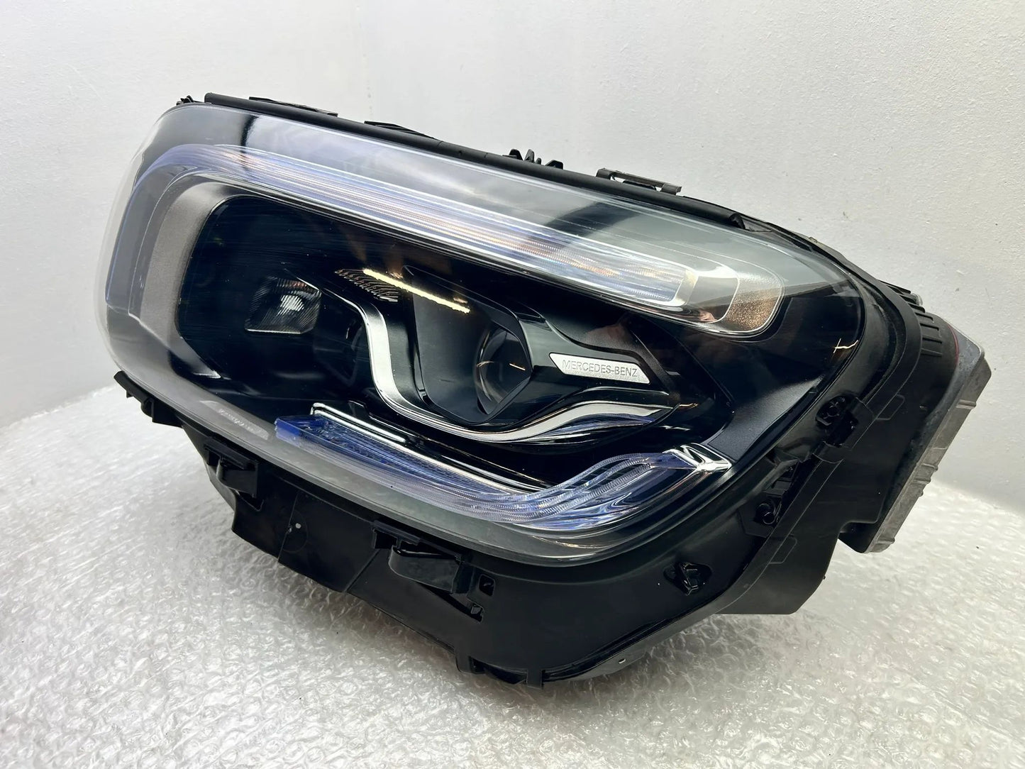 Original Mercedes GLB W247 LED Scheinwerfer links A2479060106