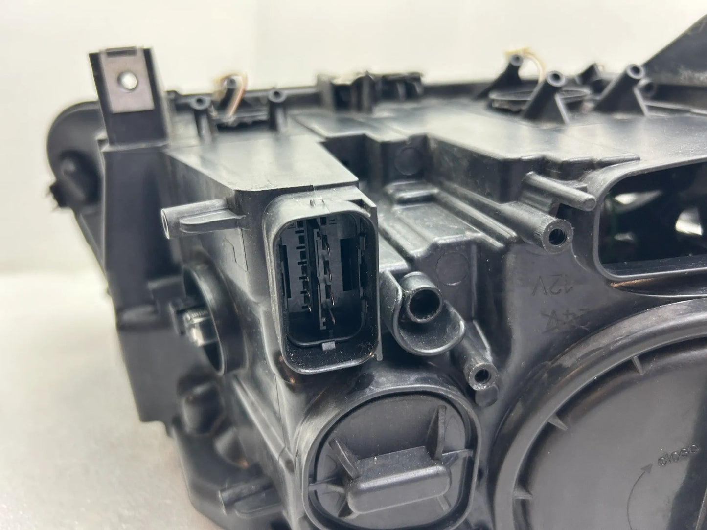 BMW 5er F10 F11 Xenon Scheinwerfer links 7271911 7203245
