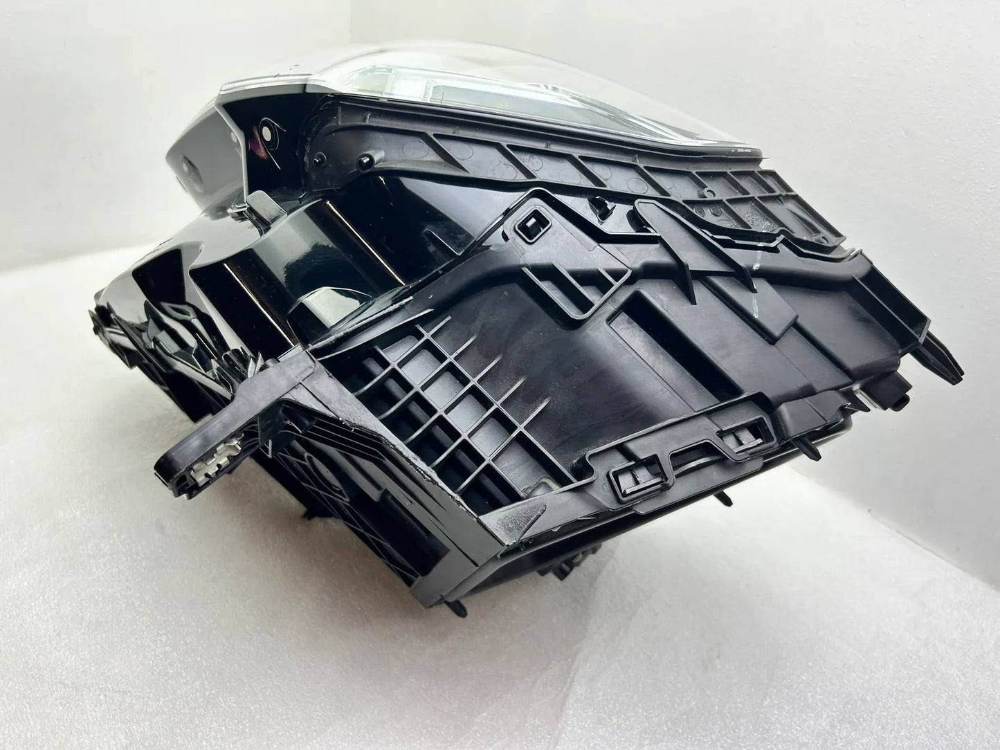 Original Audi Q3 83A LED Scheinwerfer links 83A941033