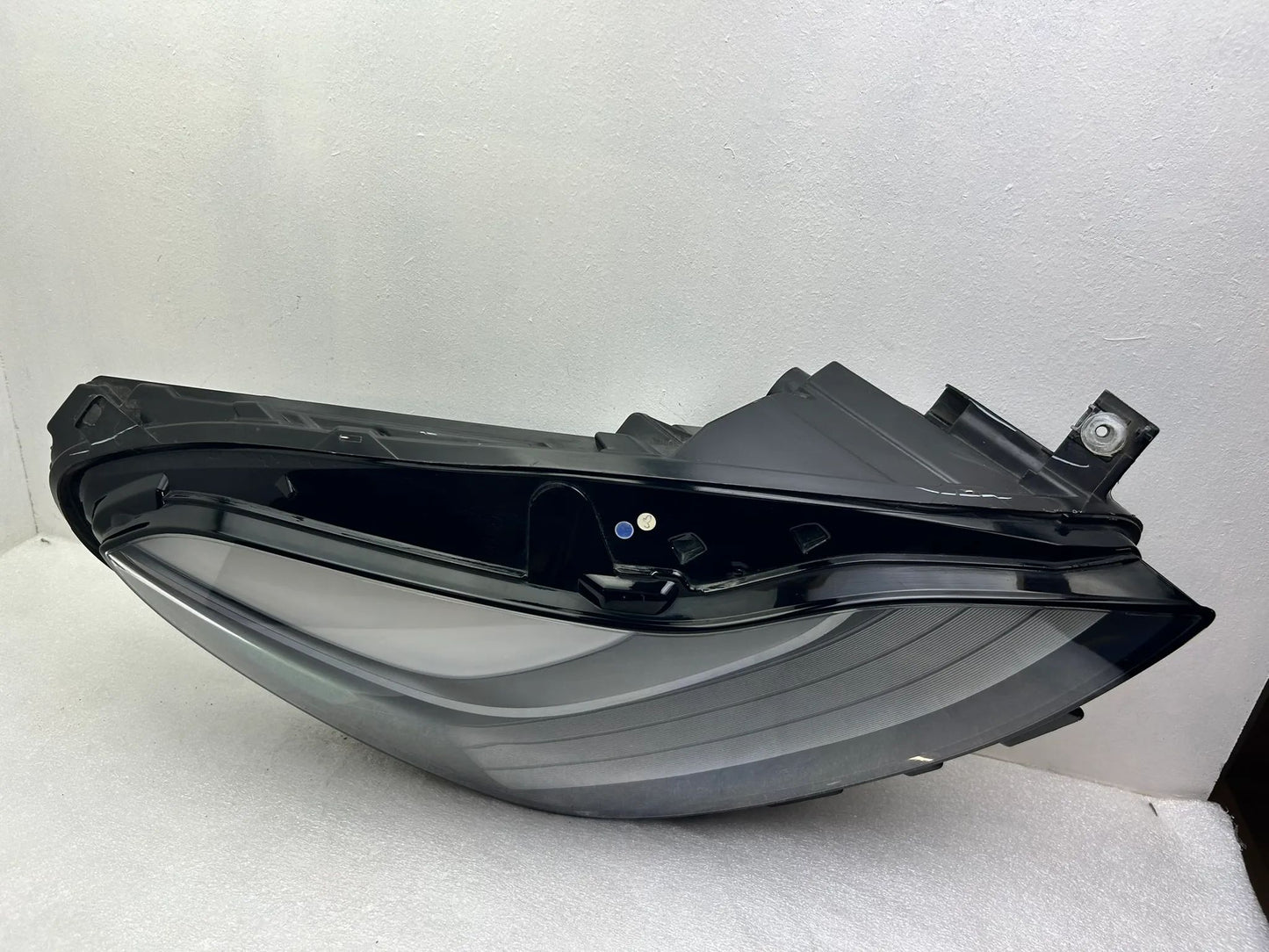 Original Tesla Model 3 Y LED Scheinwerfer rechts 1514953-00-C