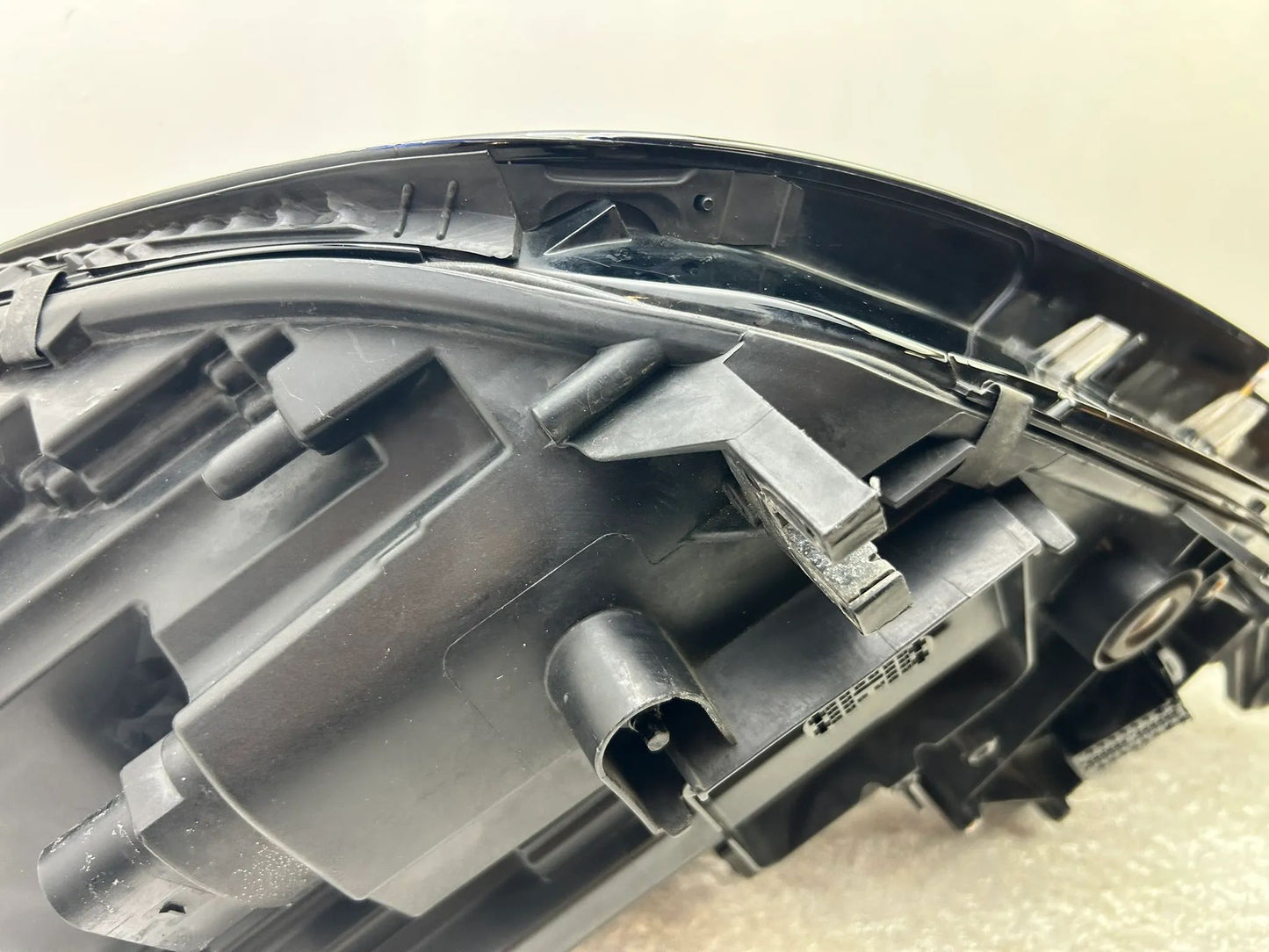 Original Audi A4 B9 8W LED Scheinwerfer rechts 8W0941784