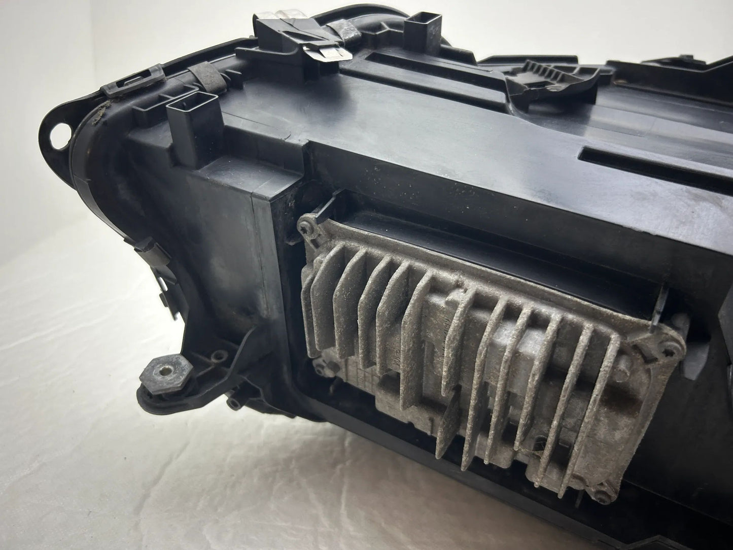 Mercedes W222 S-Klasse LED Frontscheinwerfer links A2229060702