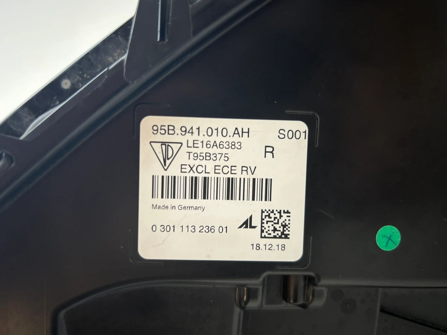 Porsche Macan Full LED Scheinwerfer links 95B941010AH 95B941010AH
