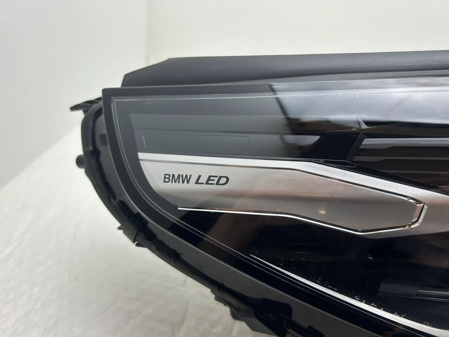 Original BMW 5er G60 G61 i5 LED Scheinwerfer rechts 5A798D2