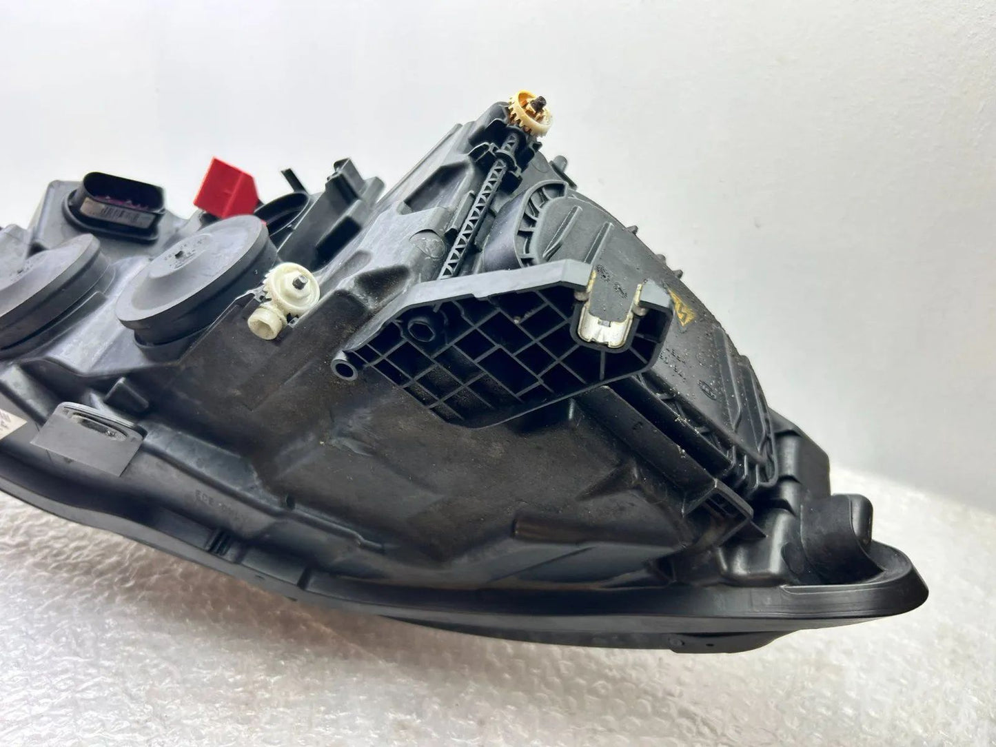 Original Audi A6 C7 Xenon Scheinwerfer links 4G0941005