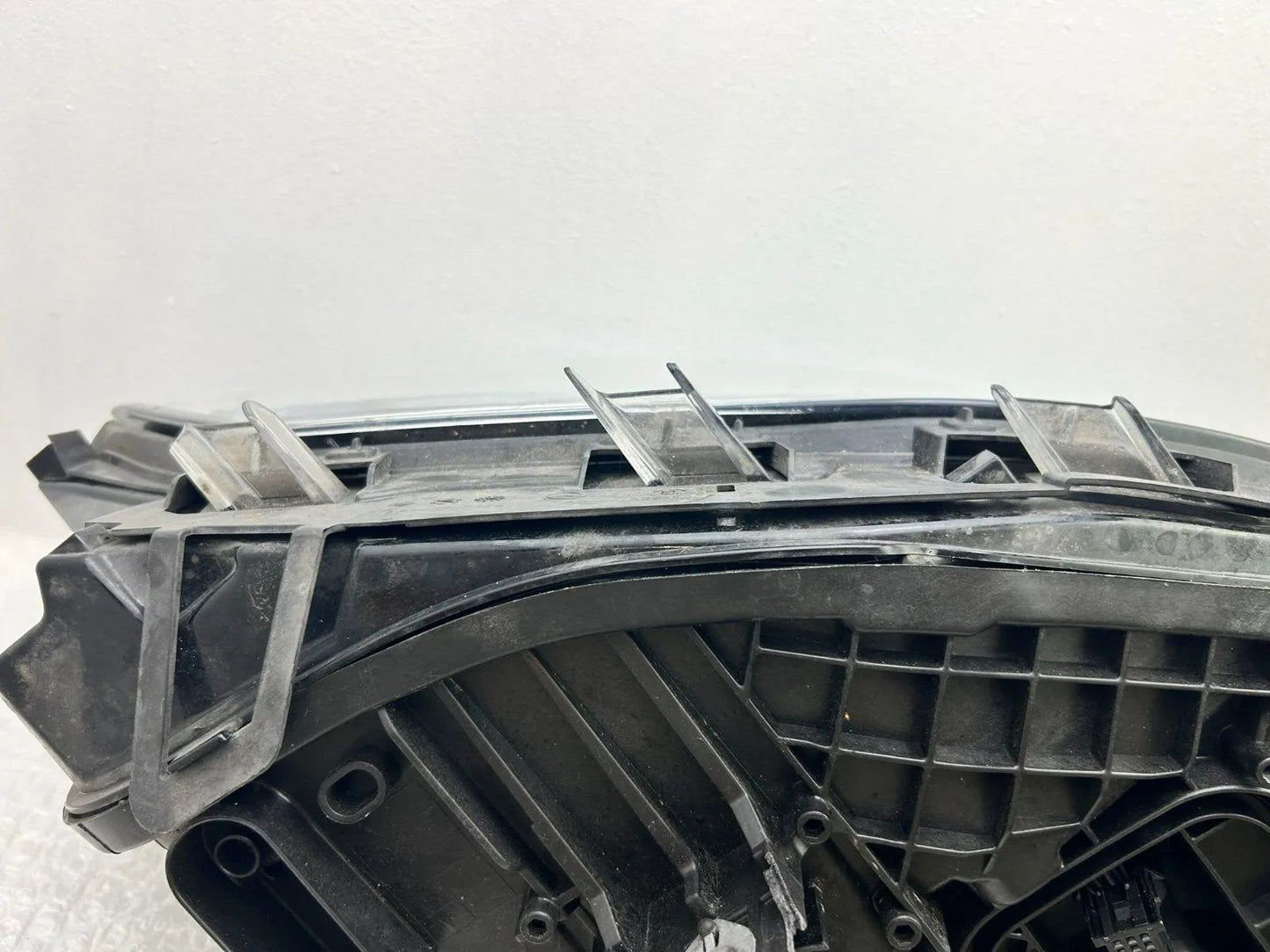 Original Mercedes W246 GLA Scheinwerfer links A2479063505