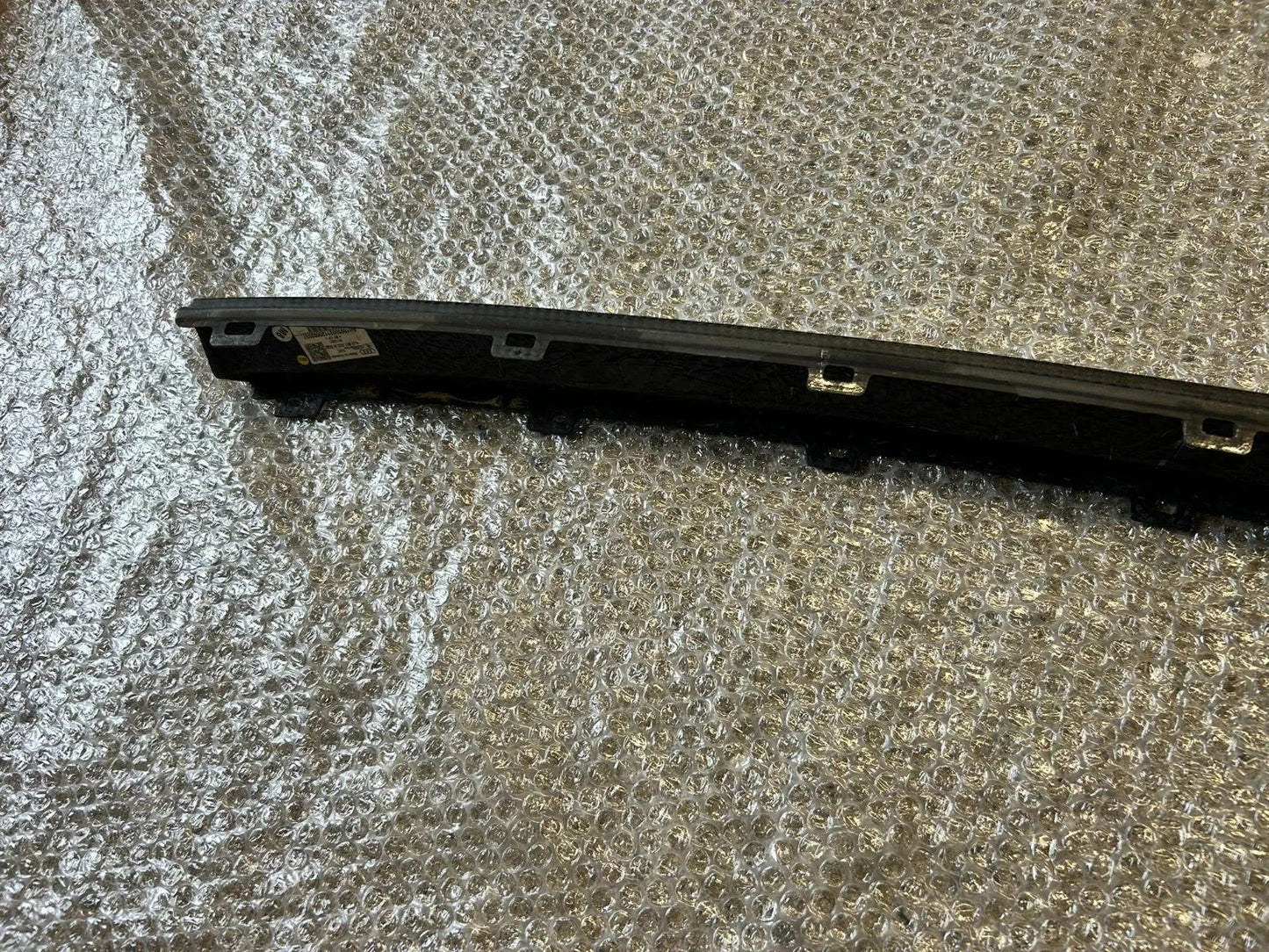 Audi E-tron GT Carbon Blende Leiste Heckstoßstange 4J3807833A 3Q0