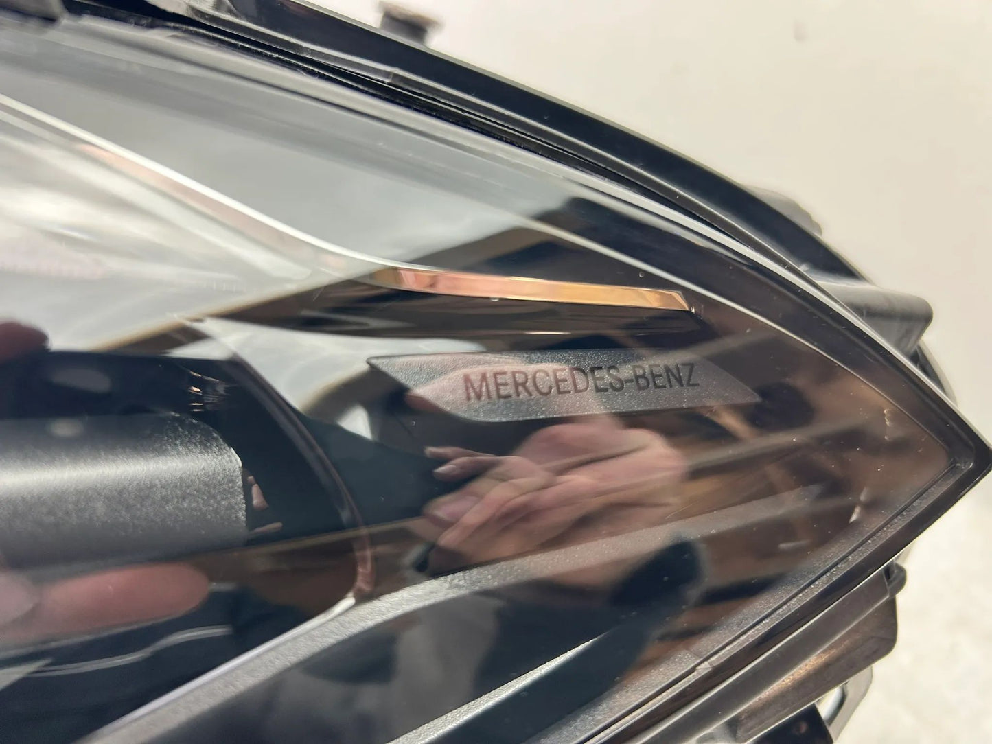 Original Mercedes CLA W118 LED Scheinwerfer links A1189061301