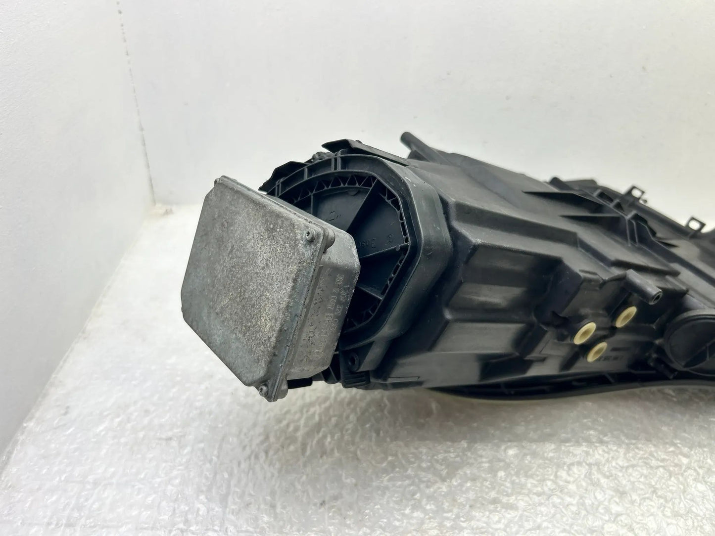 Original Porsche 911 996 Xenon Scheinwerfer rechts 99663105801
