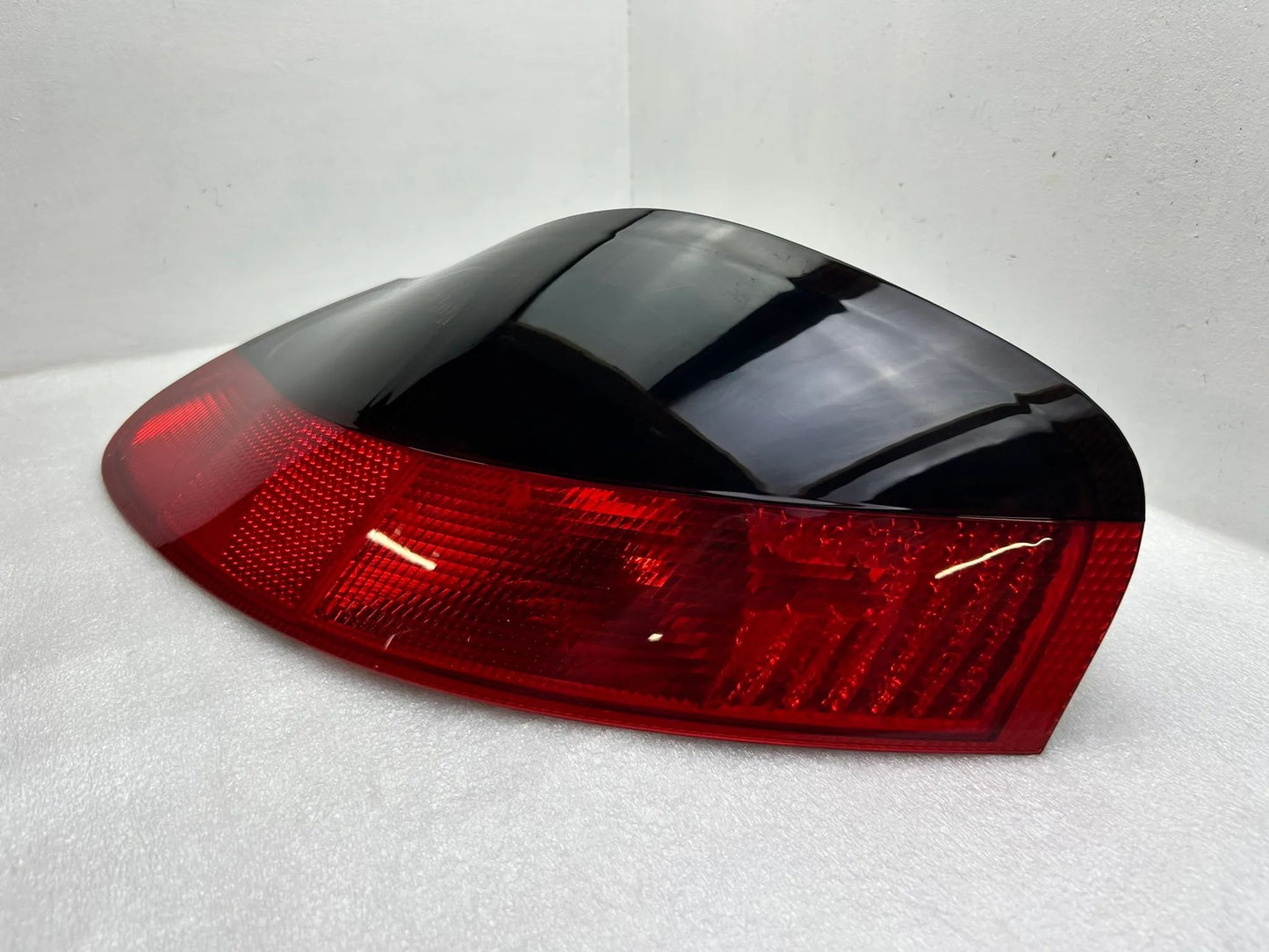 Porsche Boxster 986 Rückleuchte rechts links schwarz 98663140303