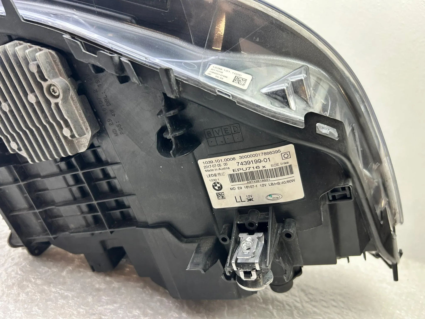 Original BMW 5er G30 G31 LED Scheinwerfer links 7439199