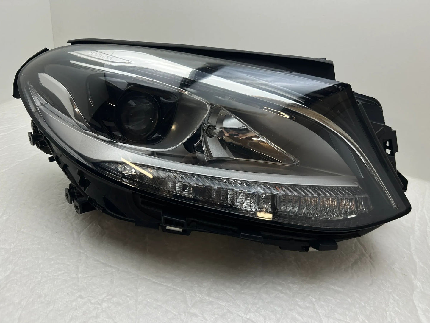 Mercedes GLE W166 Scheinwerfer links A1668201559 A1668201459