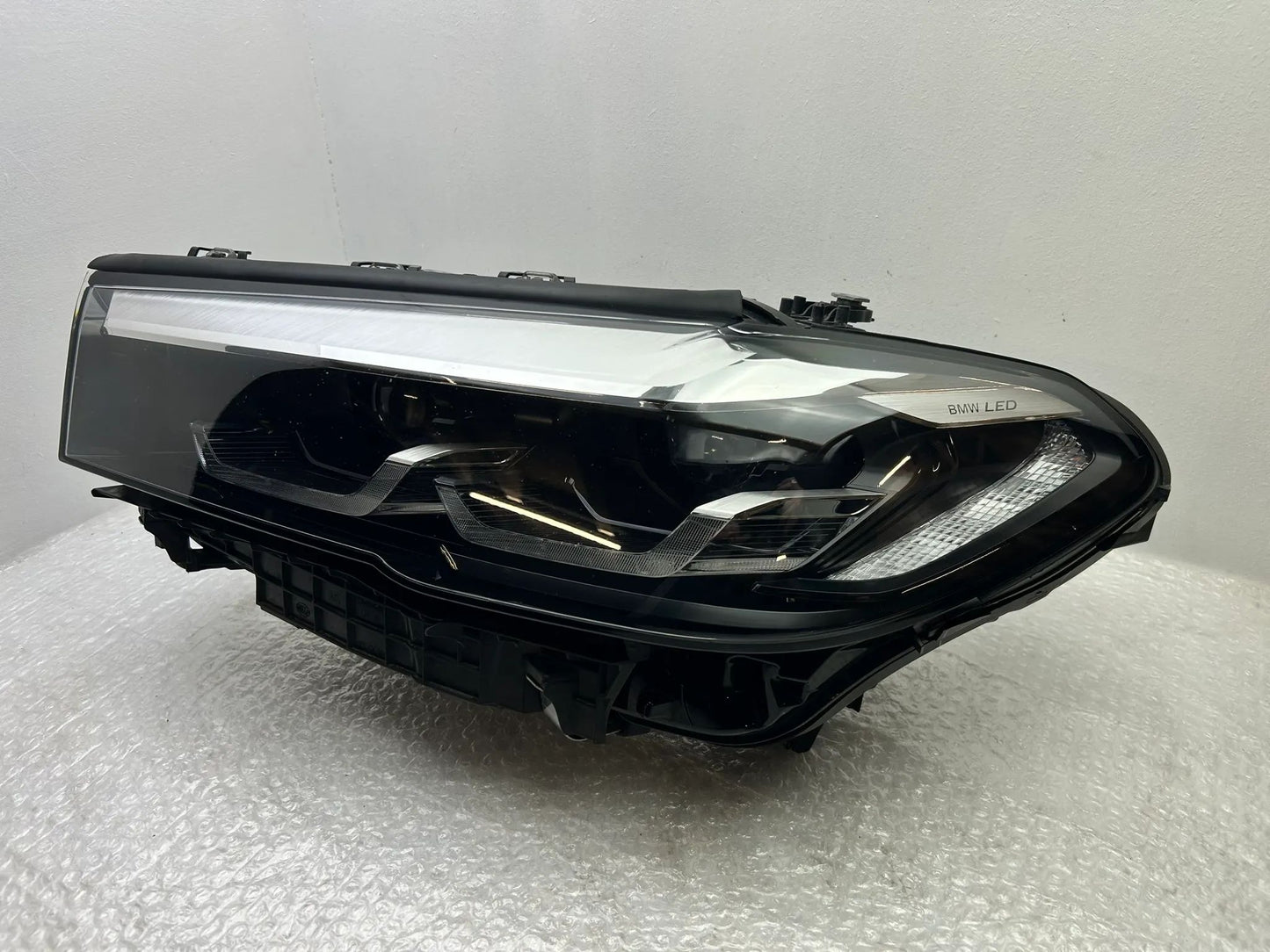 Original BMW 5er G30 G31 LED Scheinwerfer links 5A388C3