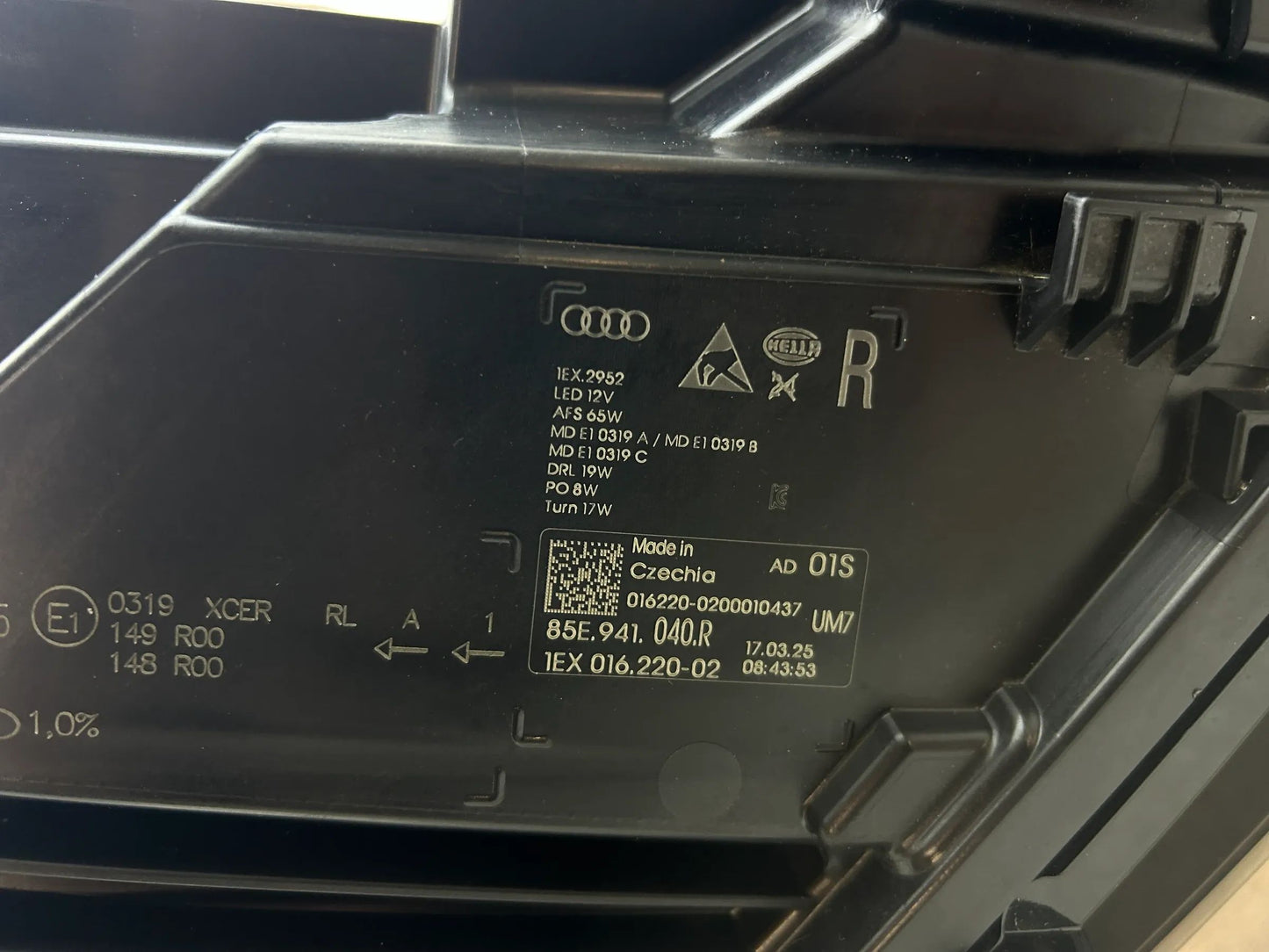 Original Audi A6 E-Tron Matrix LED Scheinwerfer rechts 85E941040R