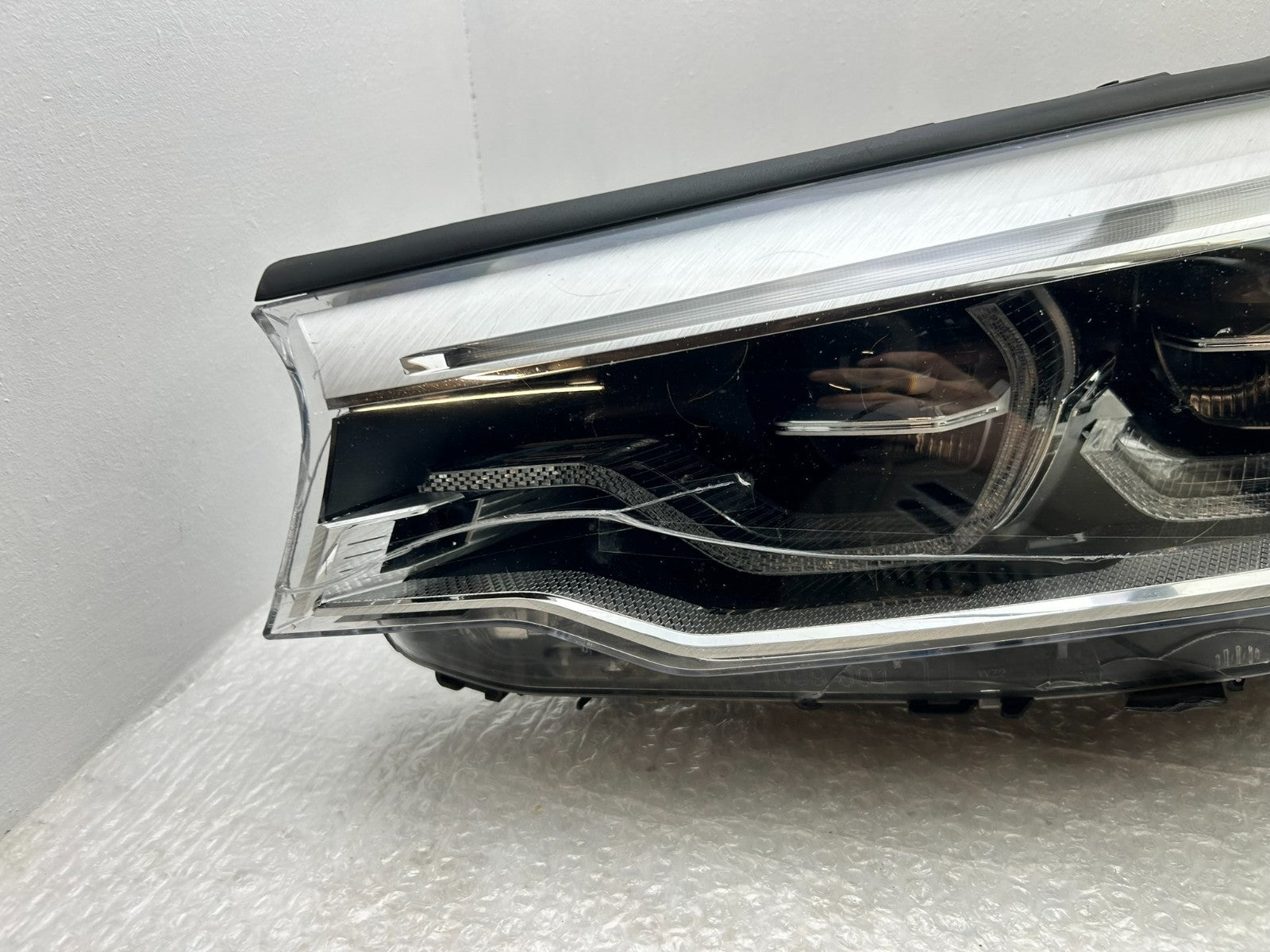 Original BMW 5er G30 G31 LED Scheinwerfer links 84991211