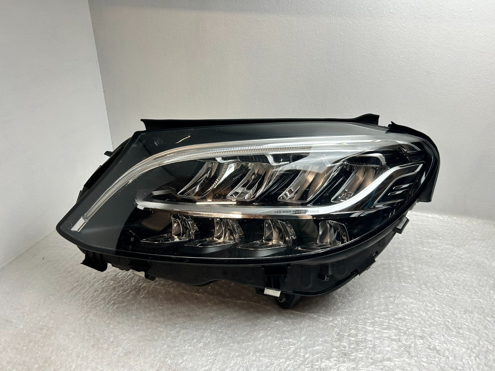 Original Mercedes C-Klasse W205 LED Scheinwerfer links A20590621060