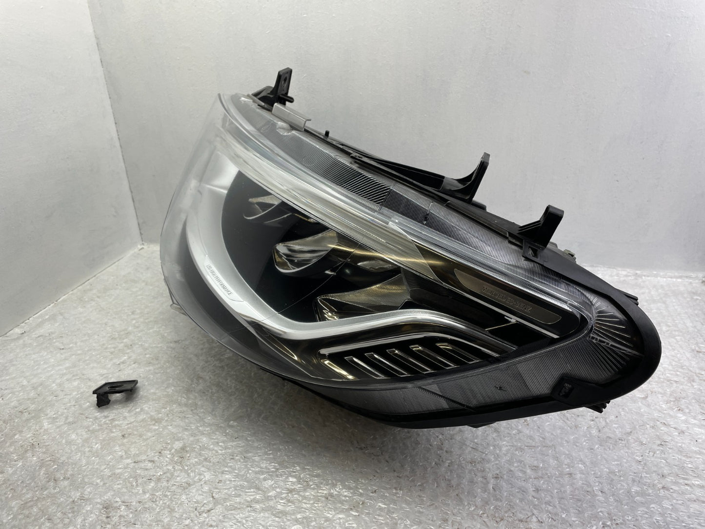 Original Mercedes Sprinter 907 910 LED Scheinwerfer A9109065700 DEFEKT5