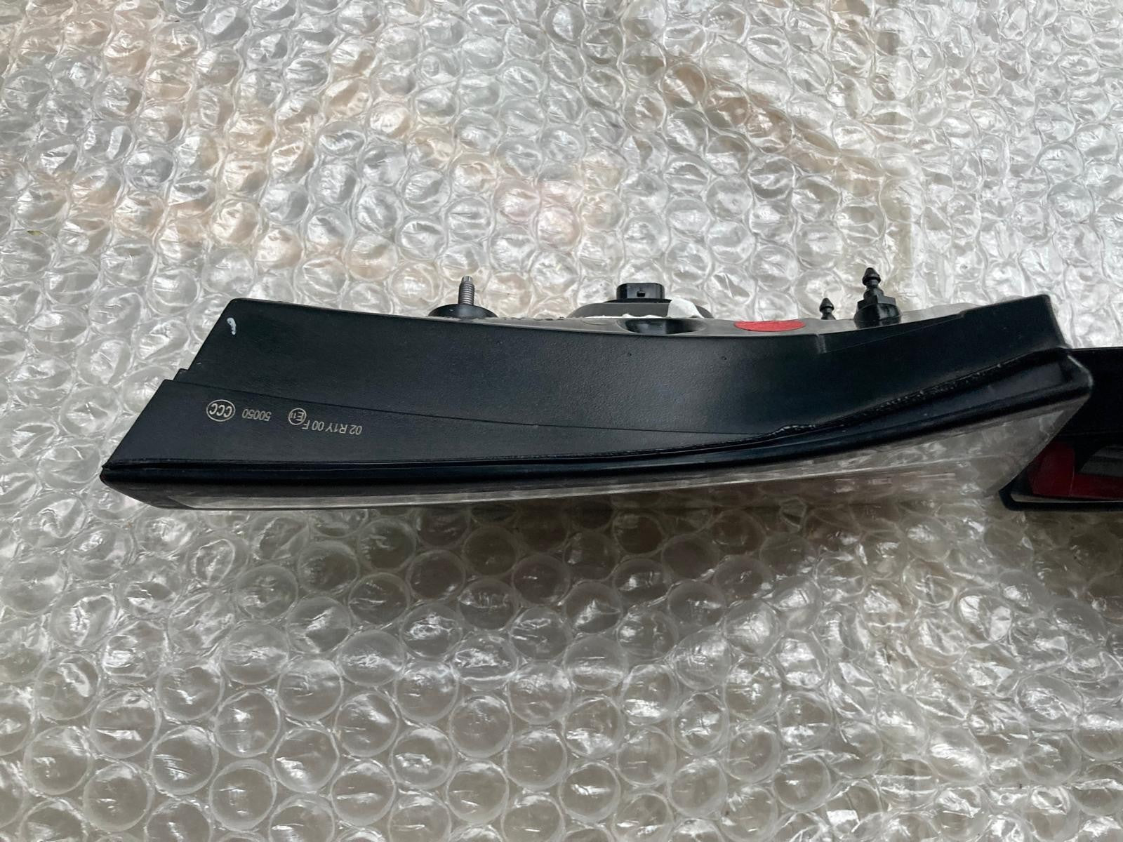 Original Tesla Model 3 Rückleuchte Heckleuchte links 10774011