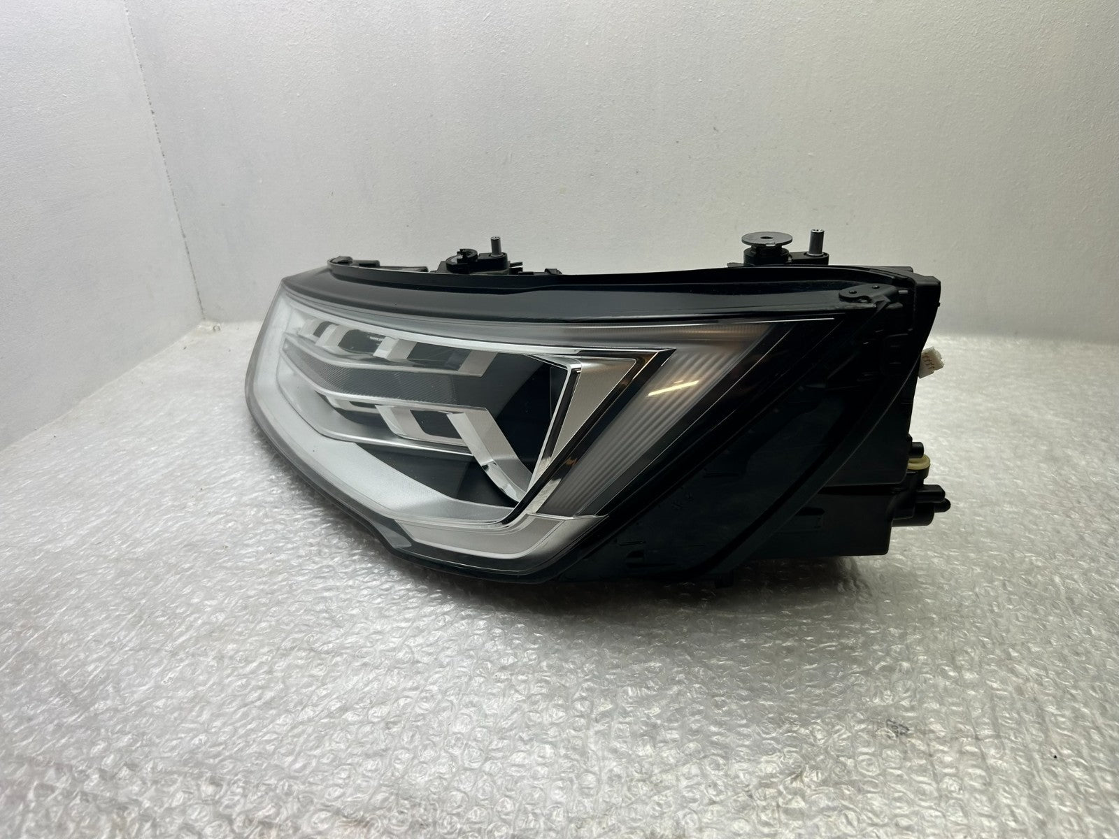 Original Audi A1 Xenon Scheinwerfer links 8XA941005 79431000002