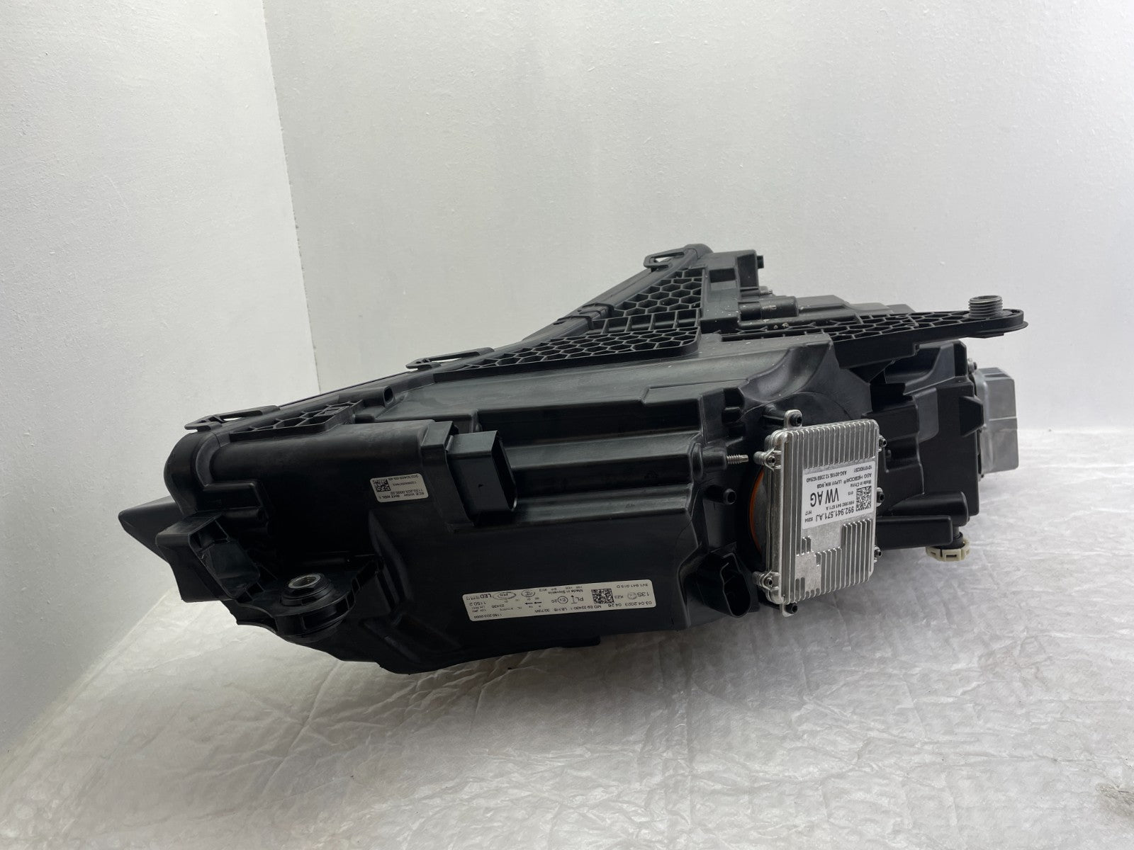 Original Skoda Superb III LED Scheinwerfer links 3V1941015D8