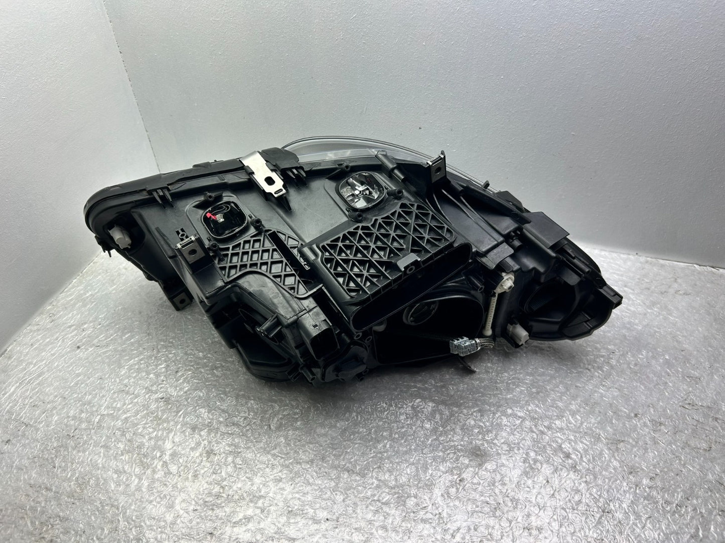 Original BMW 5er F10 F11 LCI Xenon Scheinwerfer links Kurvenlicht 74606019