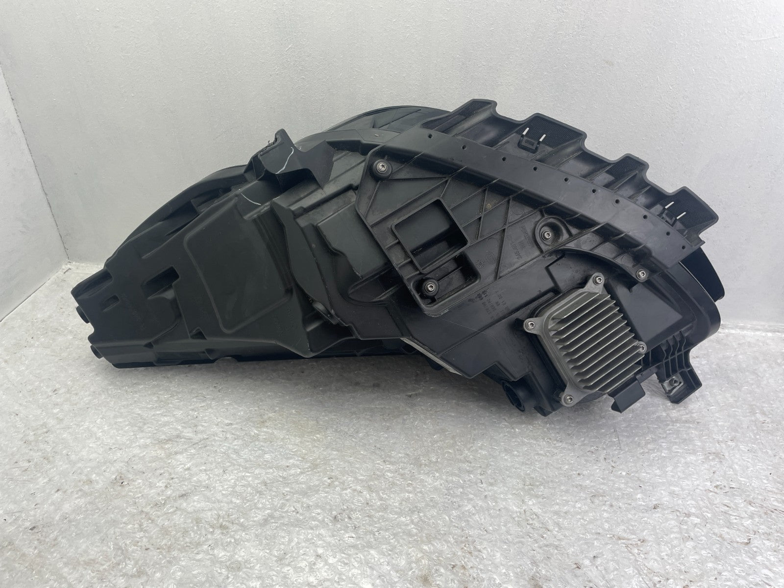 Original Tesla Model 3 LED Scheinwerfer rechts 1514953-00-D9