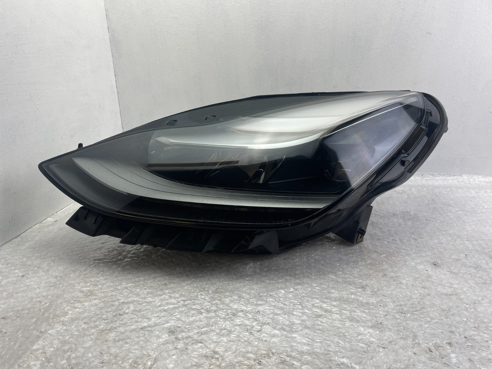 Original Tesla Model 3 LED Scheinwerfer links 1514952-00-D0