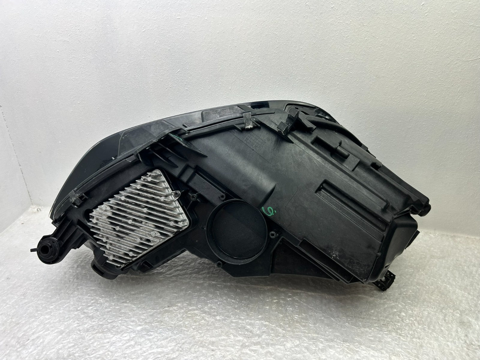 Original Audi RS4 B9 LED Scheinwerfer Matrix schwarz links 8W0941035J15