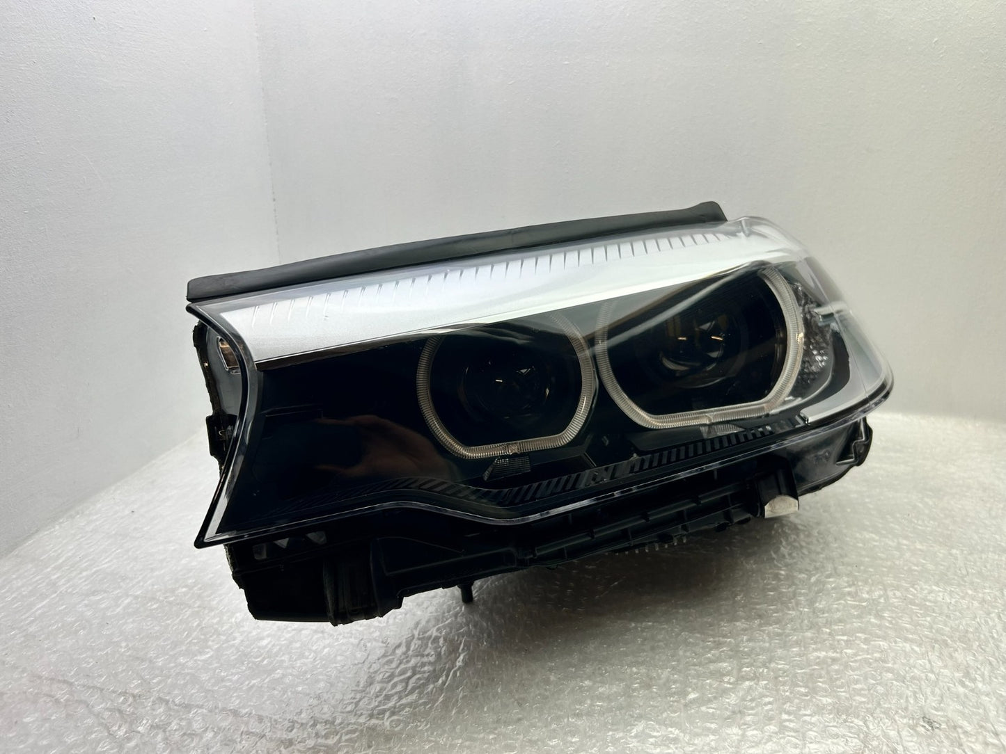 Original BMW 5er G30 G31 LED Scheinwerfer links 74391831